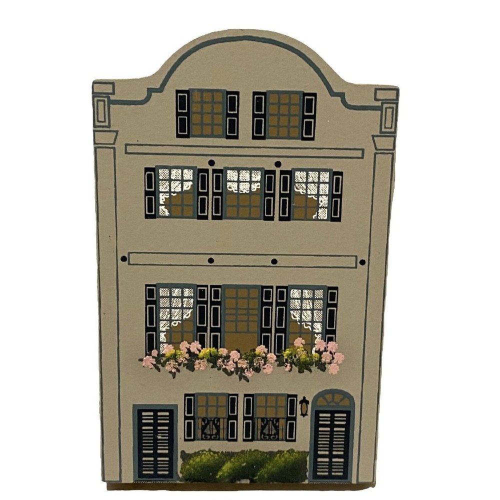 Shelia's Collectible Houses Rainbow Row II  95 East Bay Charleston, SC 1993